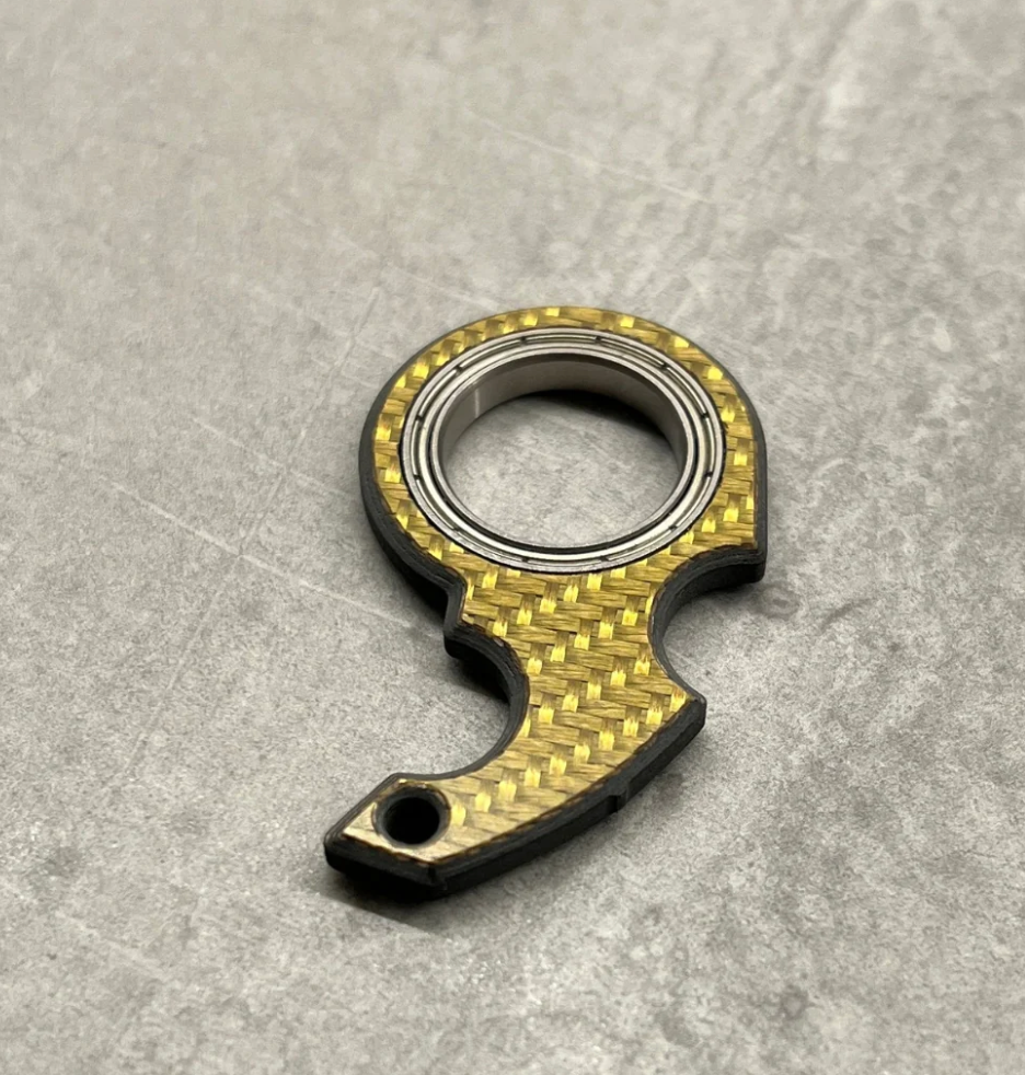 Llavero spinner fibra de carbono